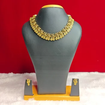 Kasu Malai Chocker Type With Stud
